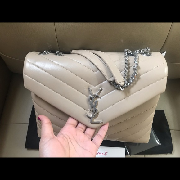 Saint Laurent LOULOU Medium - Picture 4 of 8